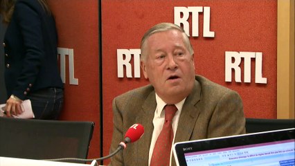 "Castaner envoie un signal politique plutôt de centre-gauche", analyse Duhamel