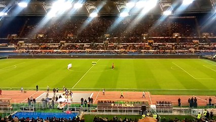 25-10-2017 - Roma-Crotone, la Sud canta durante la lettura del '"Diario di Anna Frank"