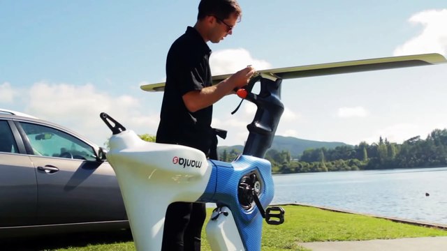 Un vélo aquatique permettant de pédaler sur l'eau ! L'Hydrofoiler XE-1, !