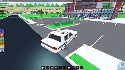 BECOMING POLICE OFFICERS IN ROBLOX!