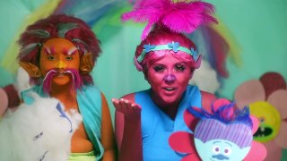 Trolls Poppy King Peppy Makeup tutorial Branch Bridget Poppy kiss - Disney Makeup Toys halloween-OmPka7Q9IlA