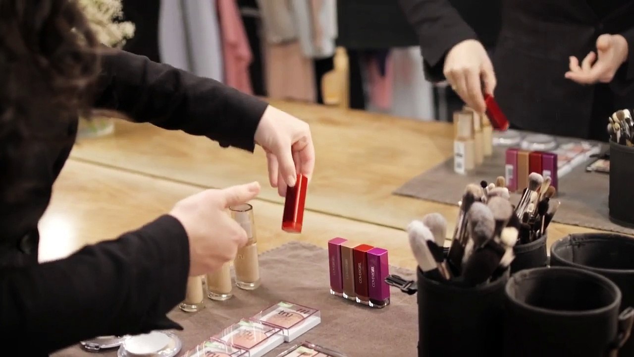 #GetThatGlam with a Look Inside the Red Carpet Beauty Bag of a Celebrity Makeup Artist-G9wSAb_EbkA