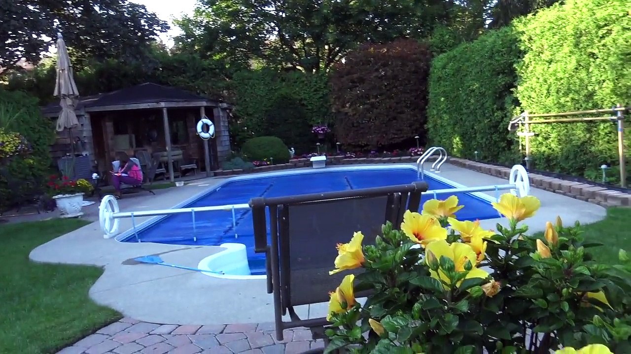 Bad Kids & Bad Mommy Johny Johny Yes Papa Song Nursery Rhymes Baby Song Pretend Play-ohKEMUXfVnI