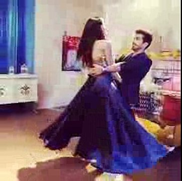 Preetika rao dancing with Mohit sehgal Dil kya karein love ka hai Intezaar Bollywood News
