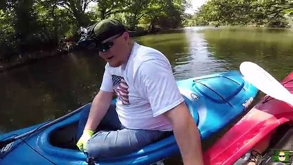 MAGNET FISHING WITH A 500 LB PULL MAGNET FROM A KAYAK!!!
