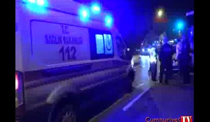 Otomobil yolcu otobüsüne çarptı: 2 yaralı