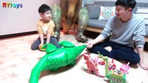 Super Giant Dinosaurs Tyrannosaurus Brachiosaurus Suprise Egg Robot GoGo Dino Toy Play NY ToysReview