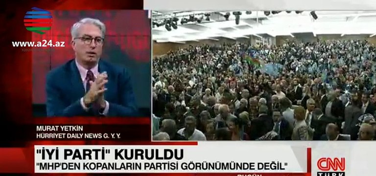 Türk siyasətçi Azərbaycan bayrağını salonda görüb təccübləndi