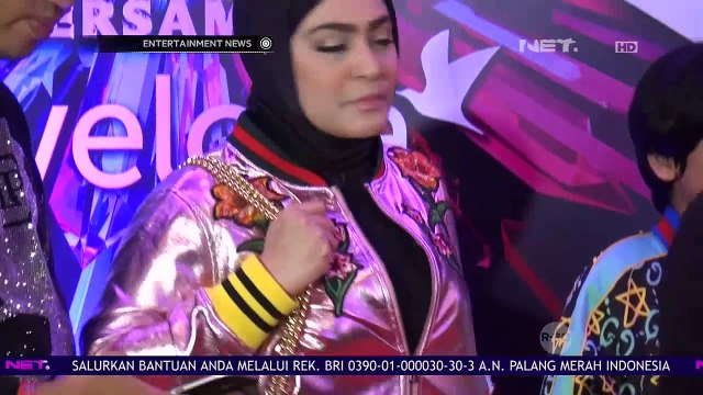 Menolak Tua, Uya Kuya Memilih Fashion Sesuai Trend Kedua Anaknya