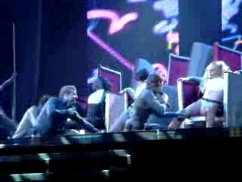 it only takes a minute