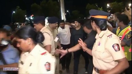 43.Salman Khan AVOIDS Media