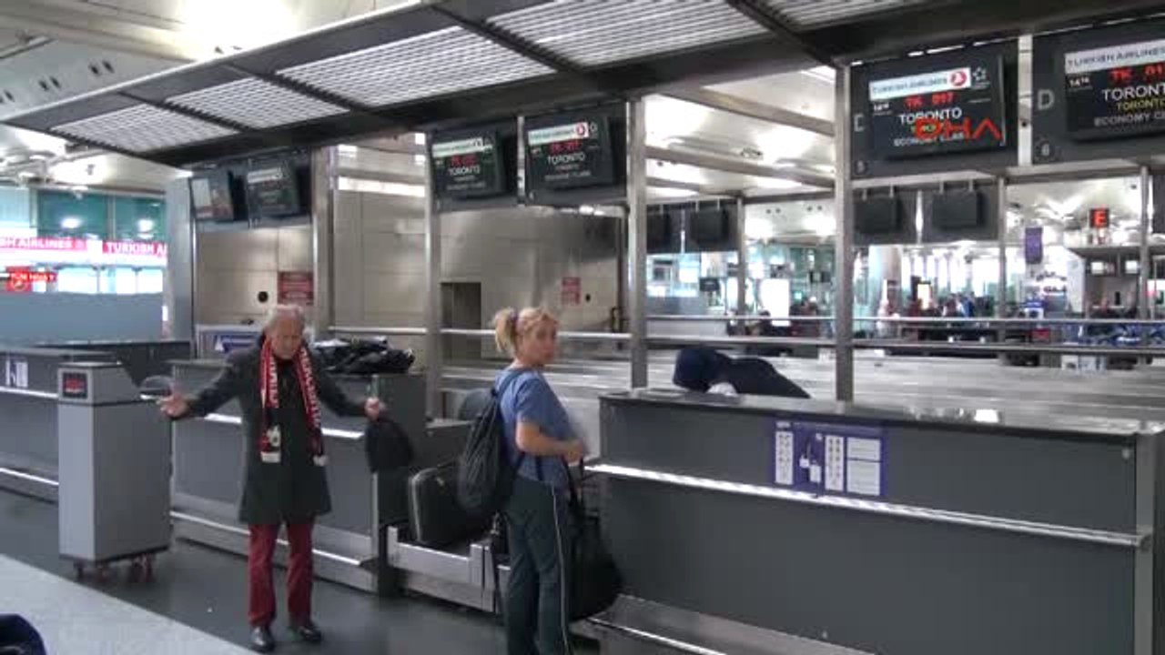 Sanatçı İlham Gencer Konser İçin Kanada'ya Gitti