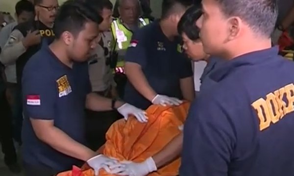 39 Jenazah Ledakan Gudang Petasan Tiba di RS Polri