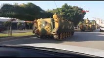 Adana Cumhuriyet Bayramı Provası Yapan Askeri Araçlar Heyecana Neden Oldu