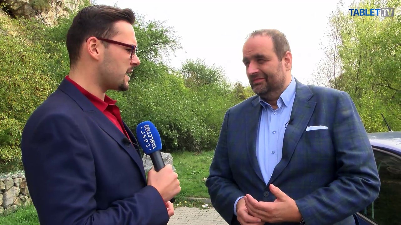 AUTOM PO BRATISLAVE s P. FREŠOM: Majme trvalý pobyt v hlavnom meste, cestujme zadarmo a máme po probléme