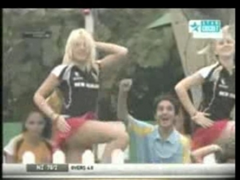 Hong Kong Cricket Sixes 2007. Australia vs New Zealand (II)