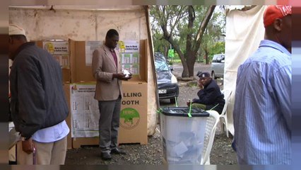 Kenya elections: deaths as police clash with opposition supporters
