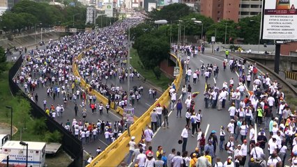 Eurocámara da a oposición venezolana premio de derechos humanos