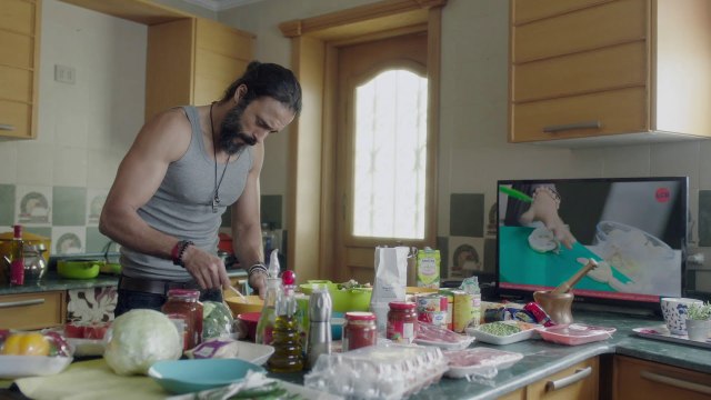 العالمي يوسف الشريف طباخ !!! .... شوف عمل اكل ايه ورد فعل ريهام عبد الغفور في #القيصر