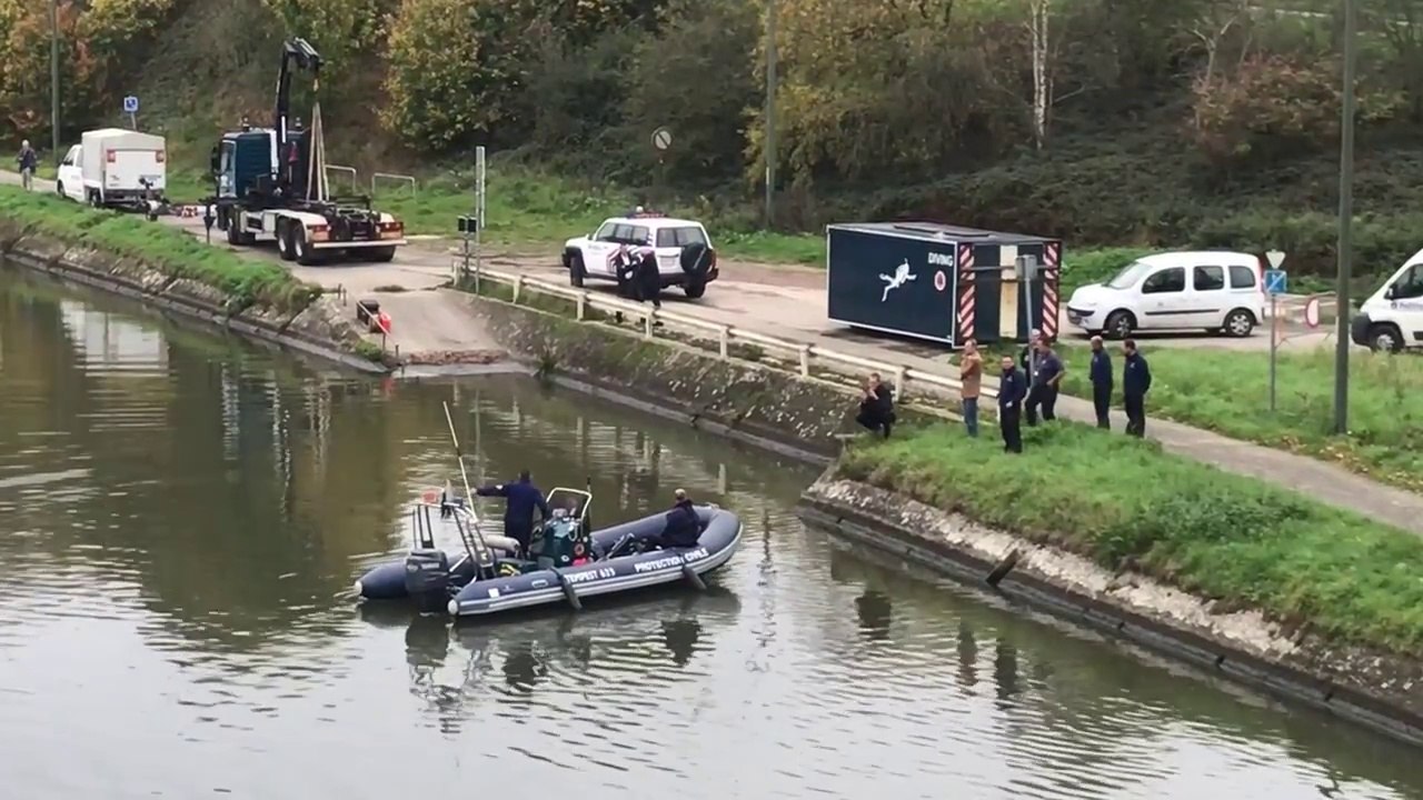 Tueurs du Brabant: les plongeurs de la Protection civile ont sondé le canal Bruxelles-Charleroi à Ittre