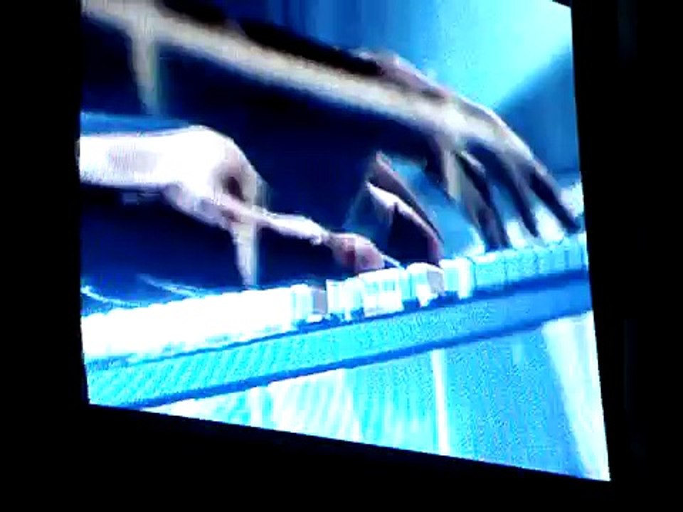 Muse - New Born, Hezarfen Airfield, Rock n' Coke, Istanbul, Turkey  9/2/2006