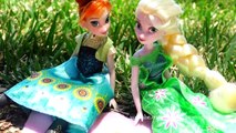 Juguetes en español de Frozen - Elsa, Anna y Olaf con muñecas de Frozen Fiebre congelada