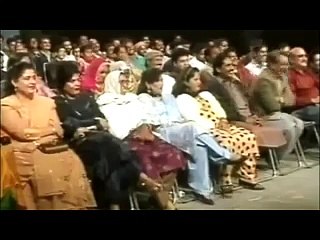 Funny Amanullah Khan singing Parody of Alam Lohar