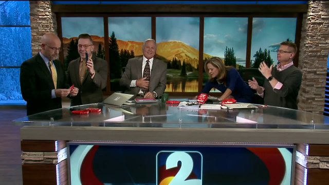 Cette journaliste s'étouffe en direct en mangeant un piment extra fort Carolina reaper