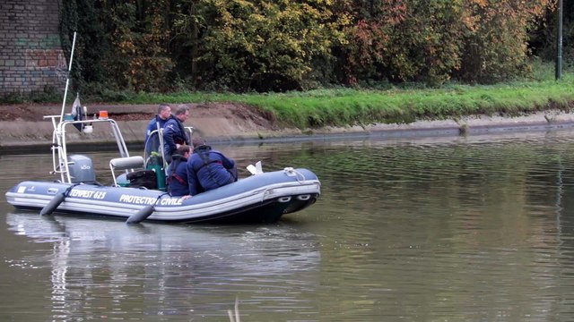 Tueurs du Brabant: les plongeurs de la Protection civile ont sondé le canal Bruxelles-Charleroi à Ittre