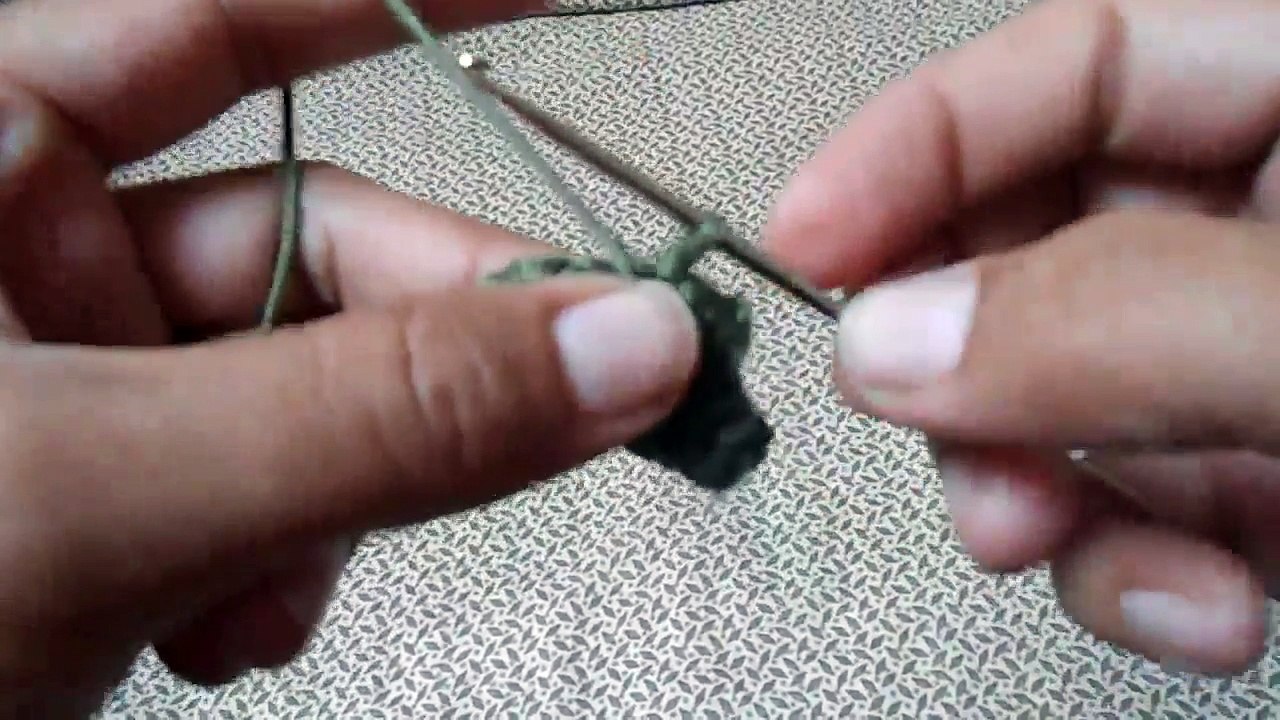 "easy crochet leaf"