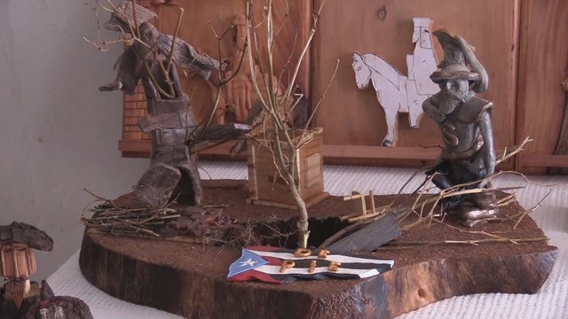 Presos en Puerto Rico aprovechan los árboles caídos para tallar madera