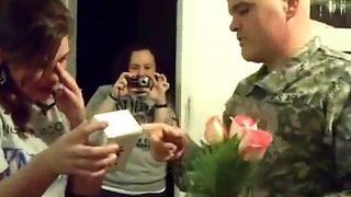 Father Comes Home From Iraq & Surprises Daughter