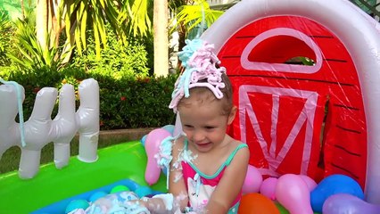 Bad Baby play in the Colors pool with colours balls Nursery Rhymes Songs for babies and toddlers-IAkS1KA_SkM