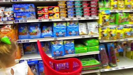 Funny Baby doing shopping Nursery Rhymes Supermarket song for children, babies and toddlers-H9XsY0cSQ8M