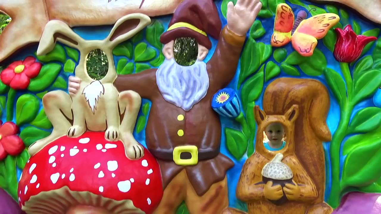 Learn Colors With indoor and outdoor playground for kids Family Fun Nursery Rhymes for children-PzyrS6rYb5k