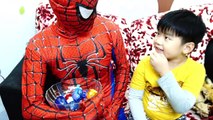 Learn Colors with Bad Baby & Bad Spiderman Playing Suprise Eggs Dragon Finger Family for Kids - KTRV