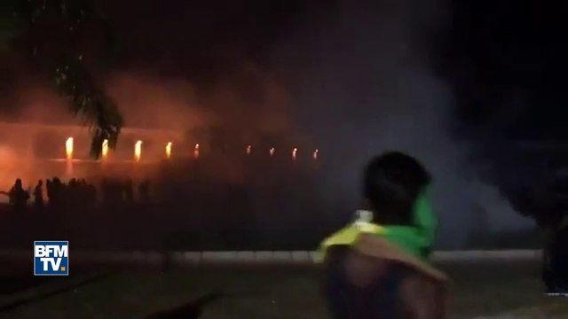 Guyane: des affrontements entre manifestants et forces de l'ordre éclatent