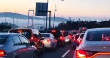 15 Temmuz Şehitler Köprüsü'nde Trafik Kazası! Trafik Durma Noktasına Geldi
