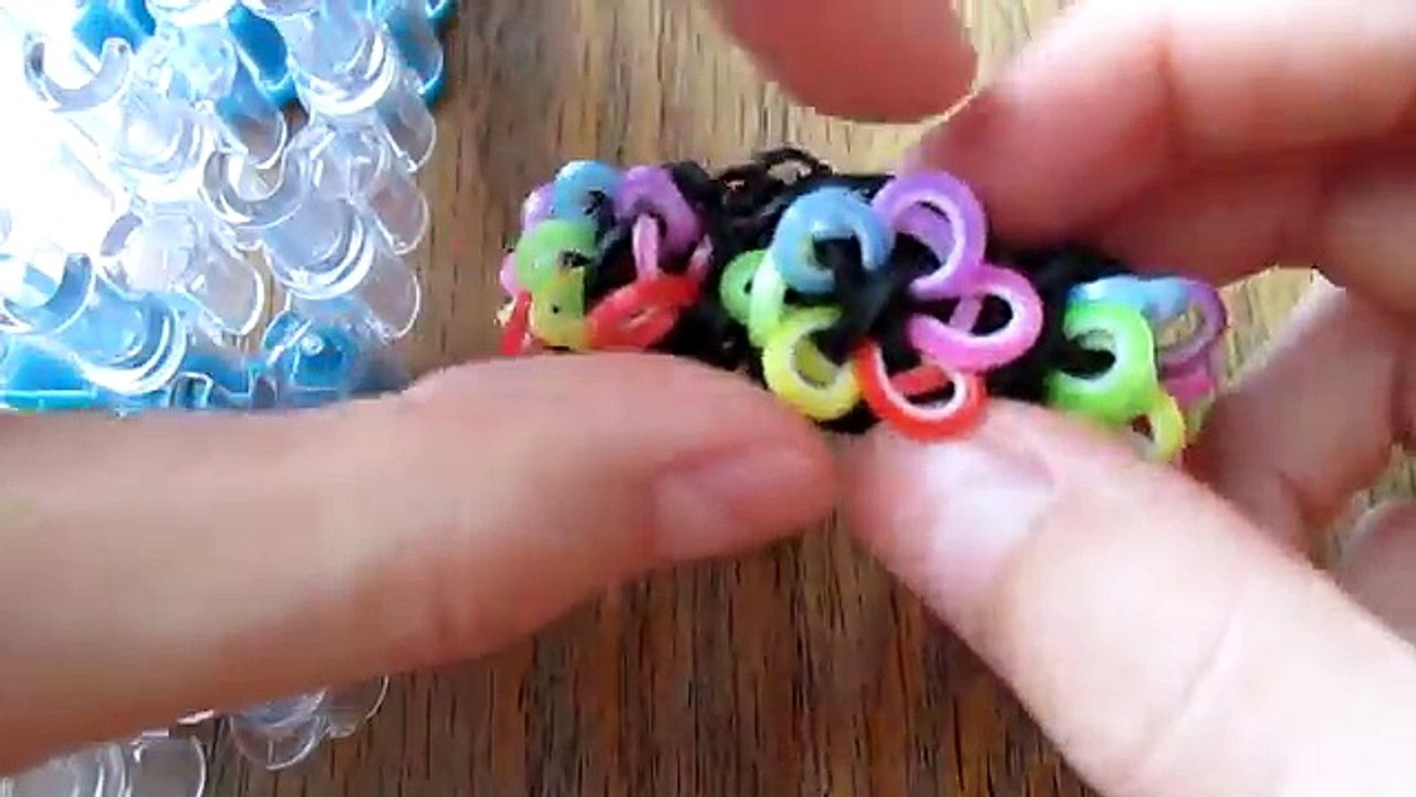 Rainbow Loom- Birthday Buds Bracelet (Original Design)