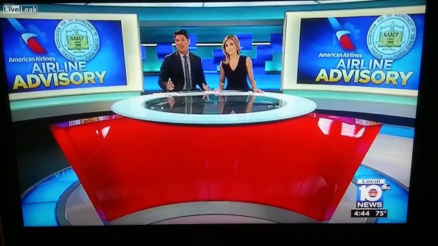 Entitled Ratchet gets booted off flight.