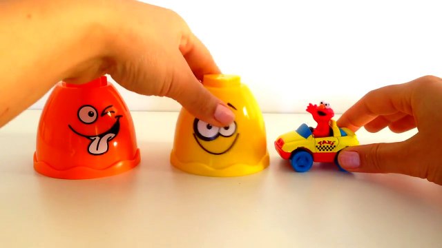 Teletubbies Noo Noo and Surprise Eggs-yT47jbB7e4M