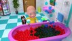 3D Baby doll Orbeez bath time Play Learn colors - Surprise eggs Songs from Billion Surprise Toys