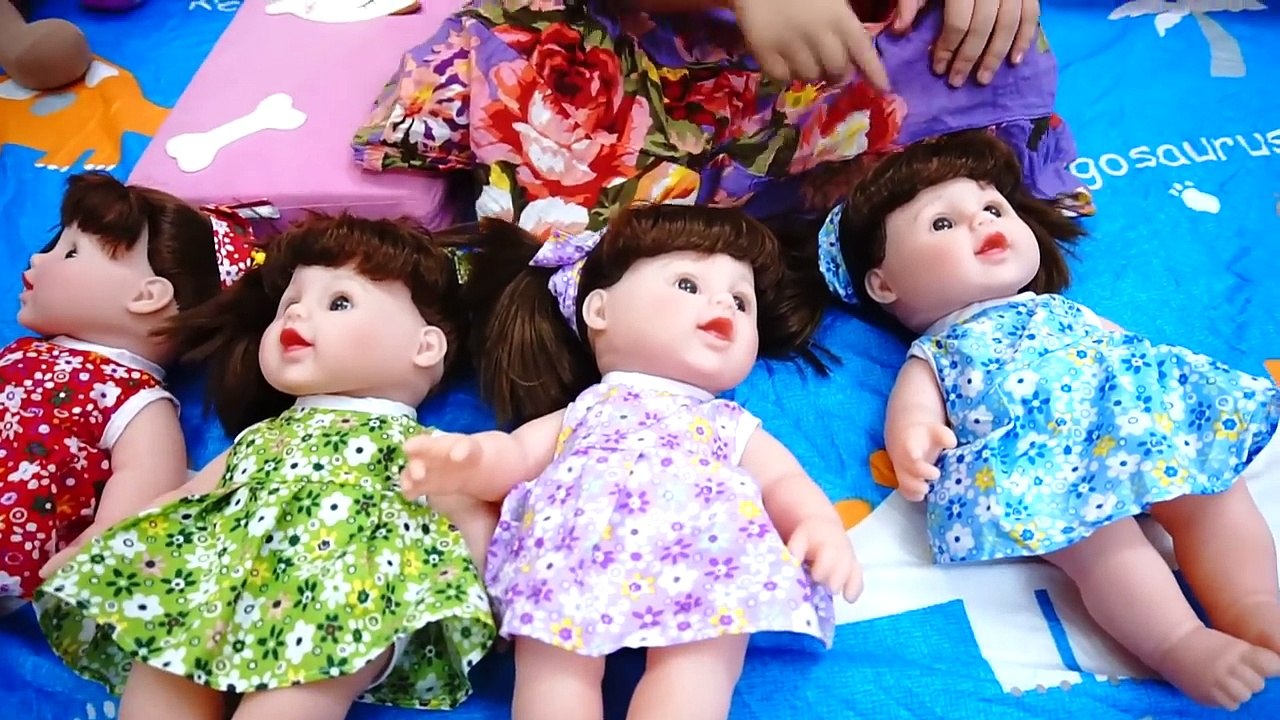 Bad Baby Crying Learn Colors With Baby Dolls Are you sleeping song nursery rhymes for kids Children