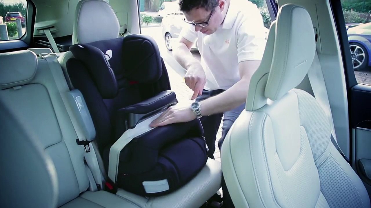 How to choose and fit a toddler car seat-XHju7budmXc