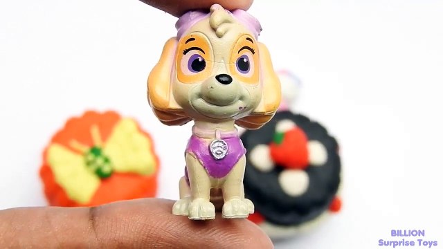 PLAY DOH TOYS- Learn Colors! Kinder Surprise Eggs Toys inside Candy Play doh Treat