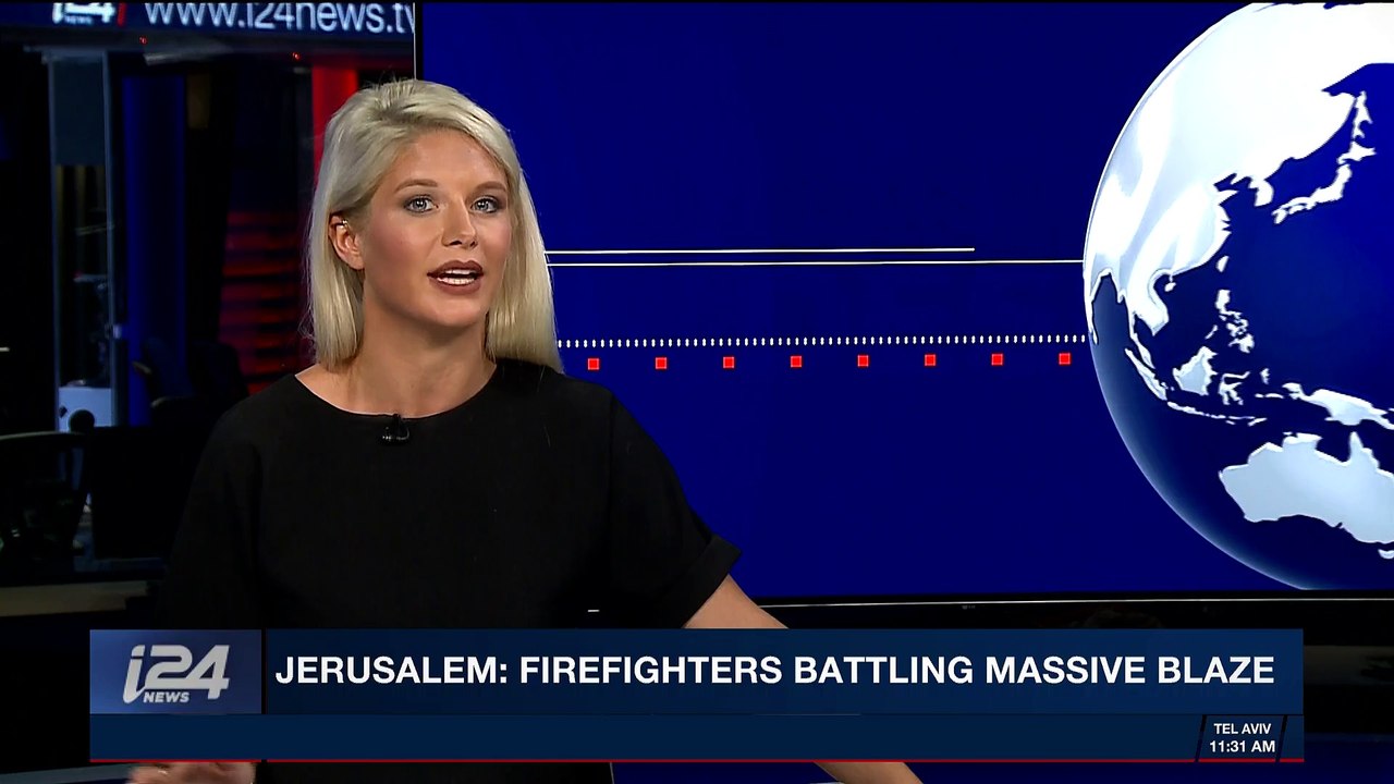 i24NEWS DESK | Jerusalem: firefighters battling massive blaze | Friday, October 27th 2017