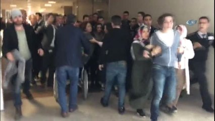 Çağlayan'daki İstanbul Adliyesi'nde Görülen Bir Duruşma Sonrası İki Taraf Arasında Gerginlik Çıktı