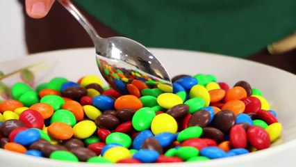 Candy Surprise Toys for Kids - Hulk Minions The Smurfs -  M&M's Surprise Toys Hide & Seek-RtYzTeHgkj8