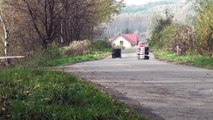 Rallye: Le pilote d'une Fiat 126P perd le contrôle et la met dans un sale état