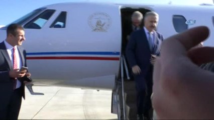 Bakan Arslan, Karakurt-Erzurum 2. Kısım Yolu Temel Atma Törenine Katıldı